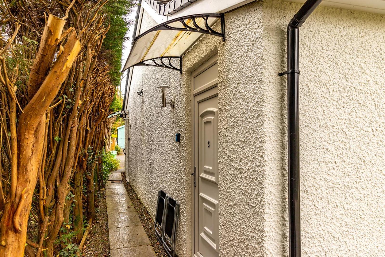 Roger Ground Guest House - With Onsite Car Parking Windermere Kültér fotó